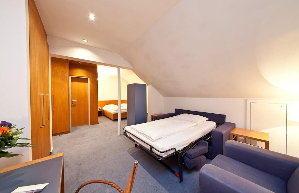Select Hotel Silence Garden Koeln Ngoại thất bức ảnh