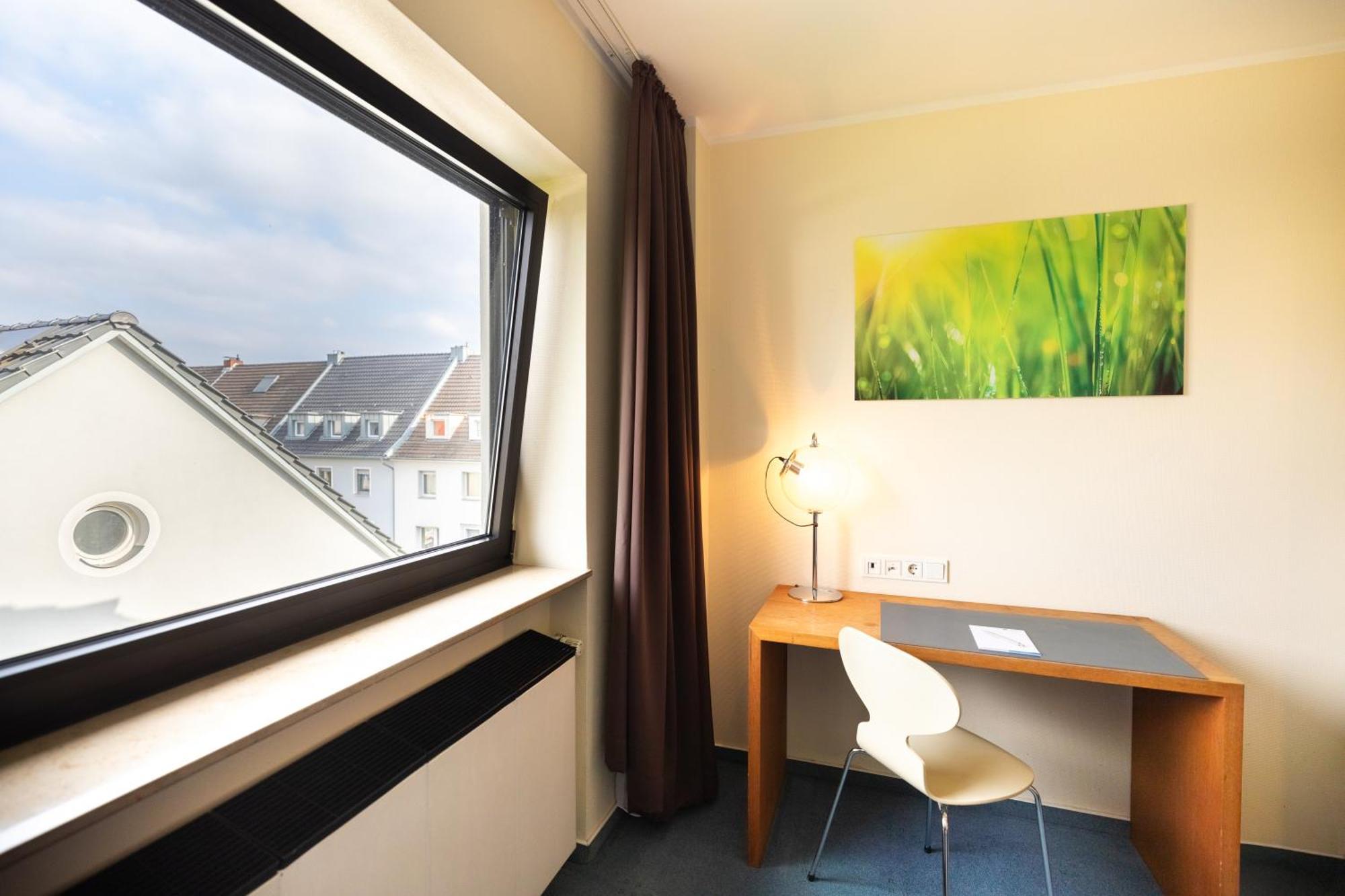Select Hotel Silence Garden Koeln Ngoại thất bức ảnh