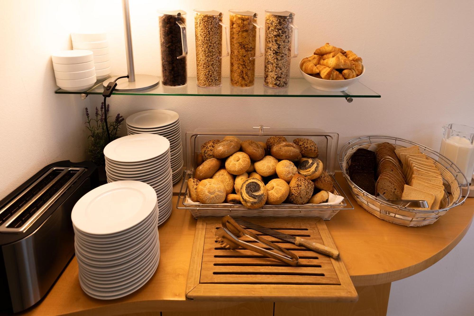 Select Hotel Silence Garden Koeln Ngoại thất bức ảnh