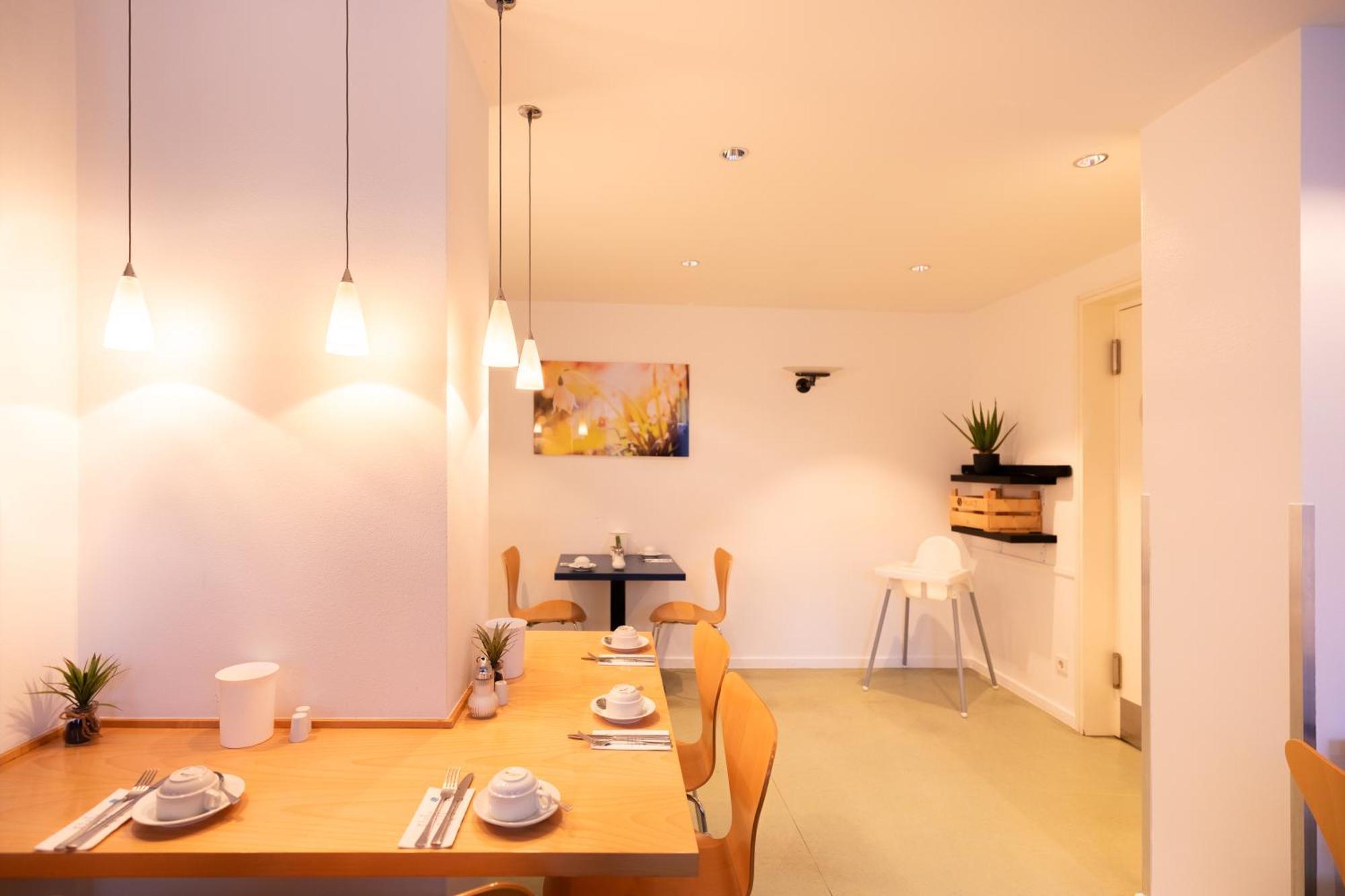 Select Hotel Silence Garden Koeln Ngoại thất bức ảnh