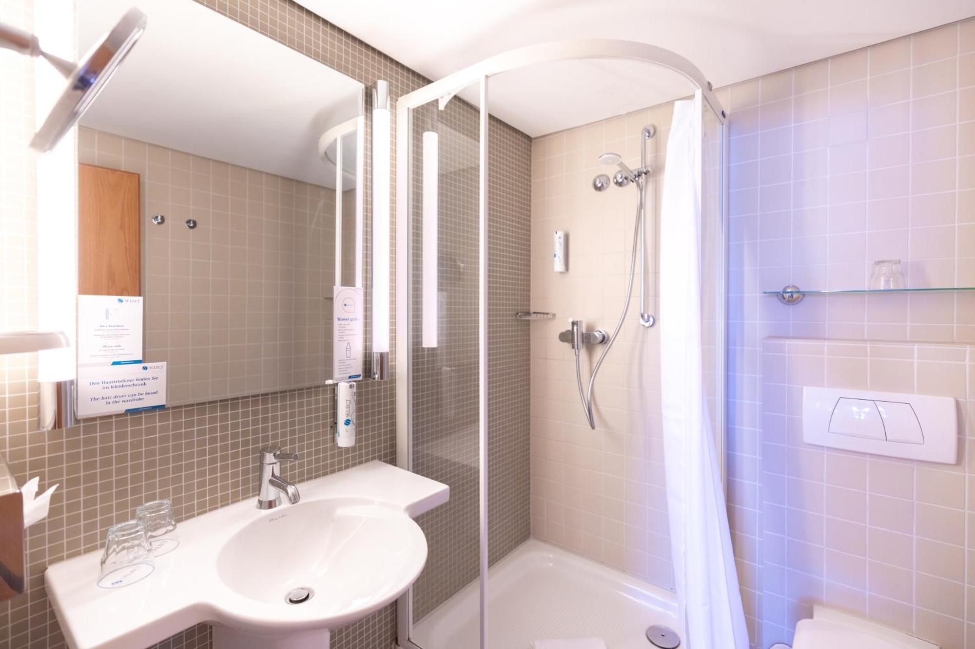 Select Hotel Silence Garden Koeln Ngoại thất bức ảnh