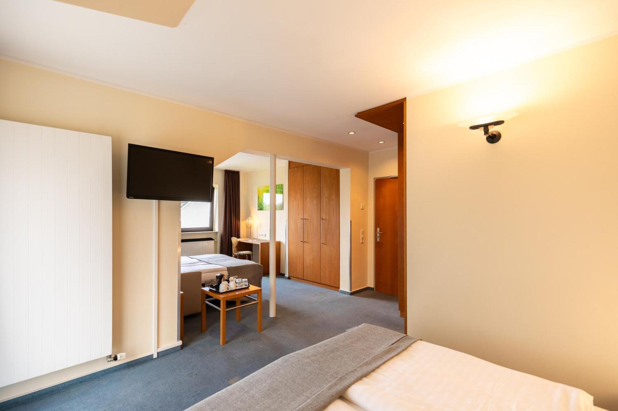 Select Hotel Silence Garden Koeln Ngoại thất bức ảnh