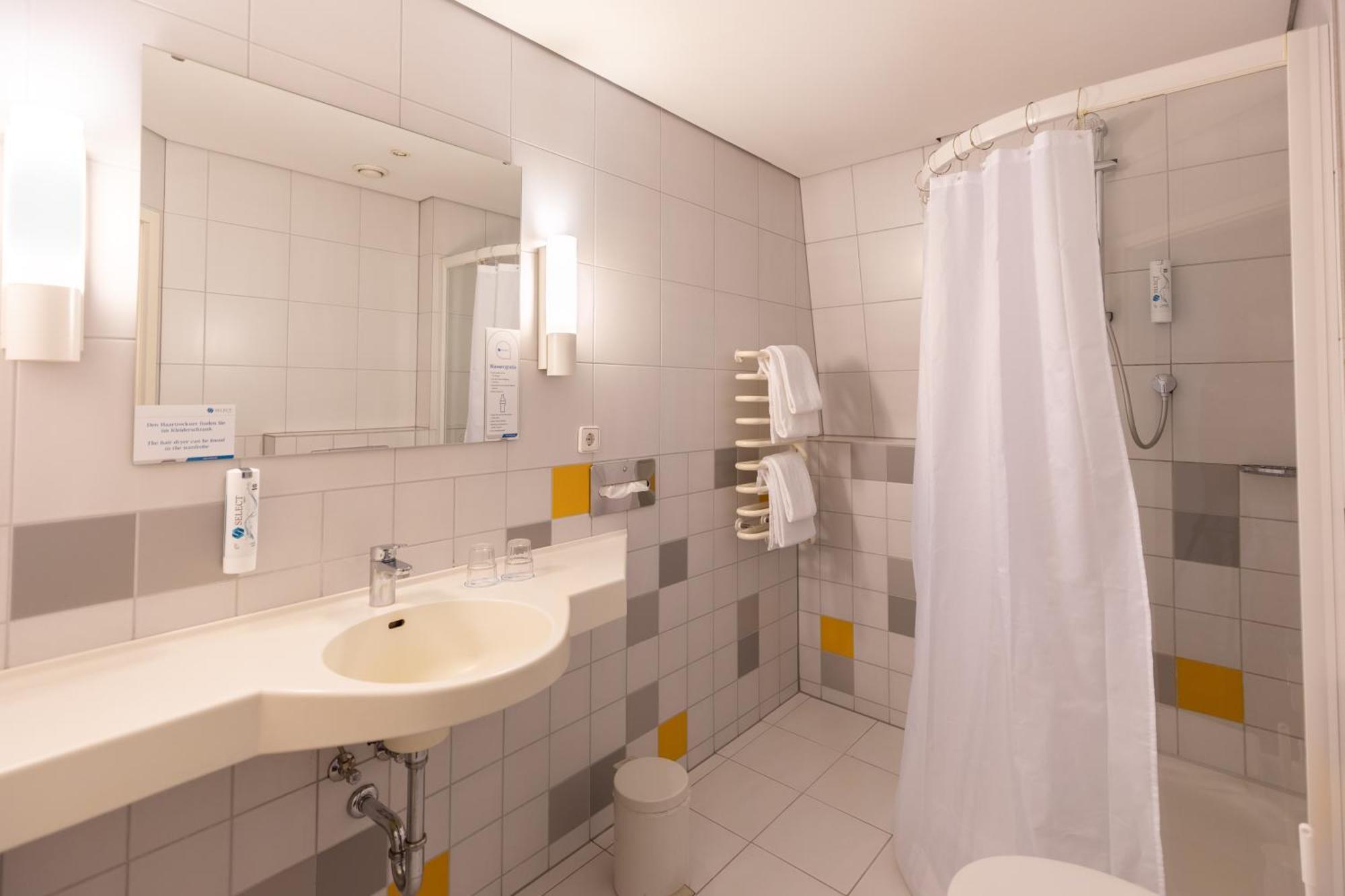 Select Hotel Silence Garden Koeln Ngoại thất bức ảnh