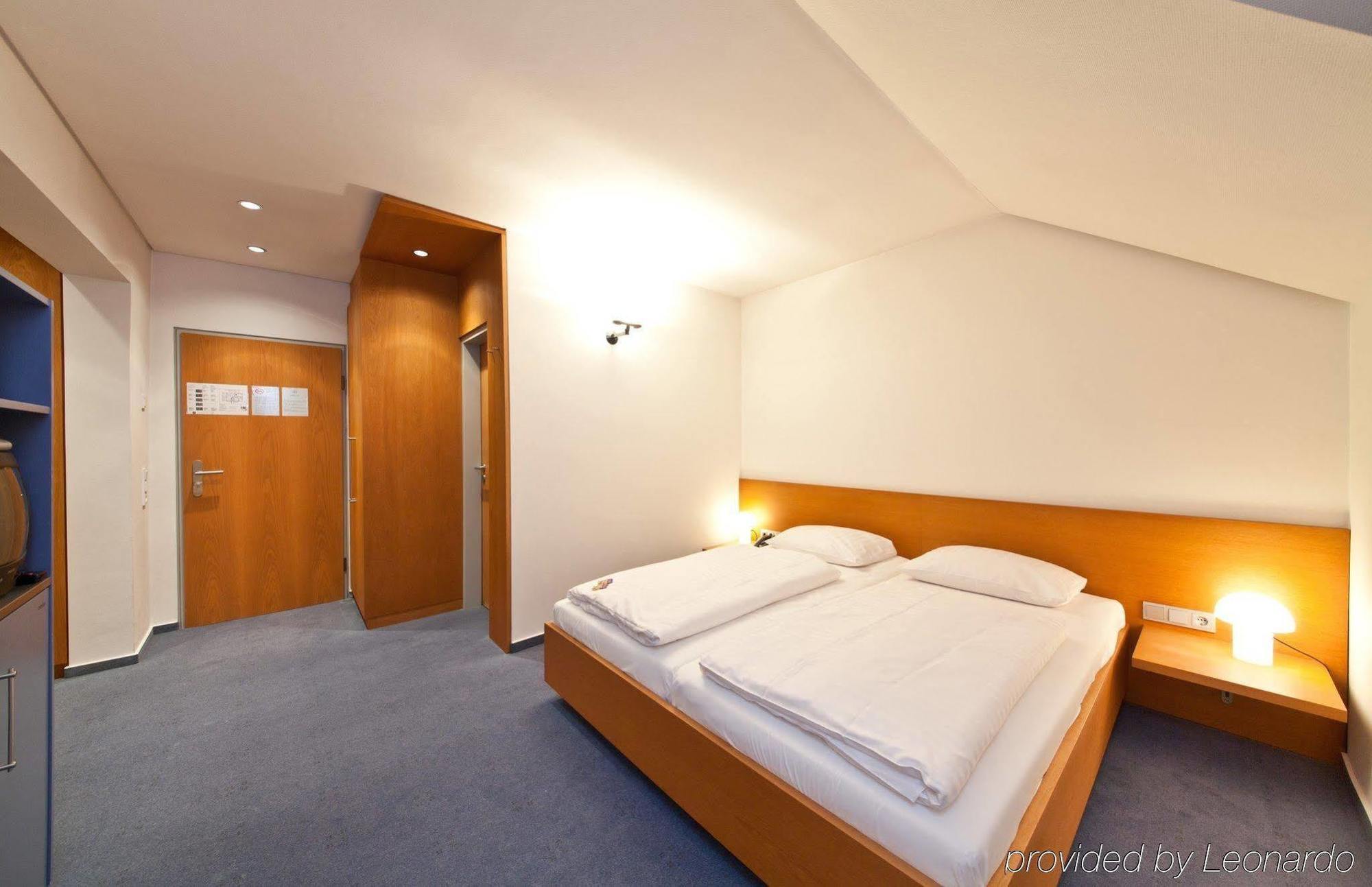 Select Hotel Silence Garden Koeln Ngoại thất bức ảnh